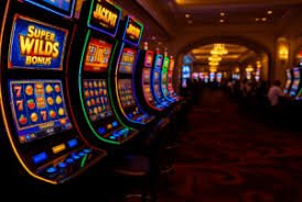 toz88 mobile app showing live roulette table with chat messages from multiple players during active game